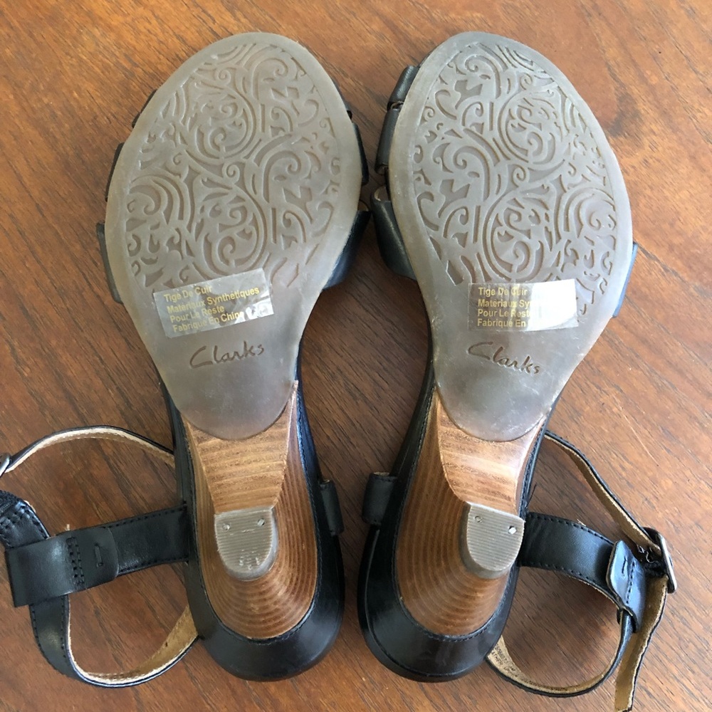 Clarks Artisan Leather Sandals View 4